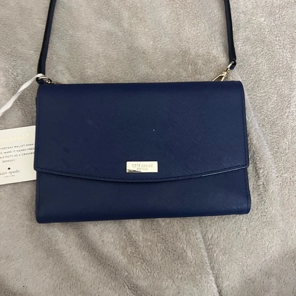 Beautiful Kate Spade Cross Body Wallet. NEW - Picture 10 of 10